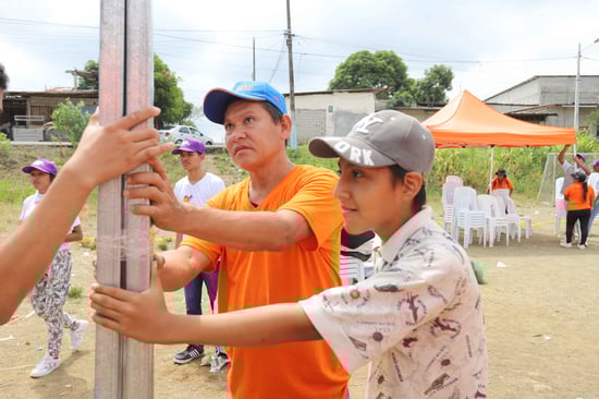 Por mis hijos y por todos los niños: la historia de Luis, un padre voluntario.